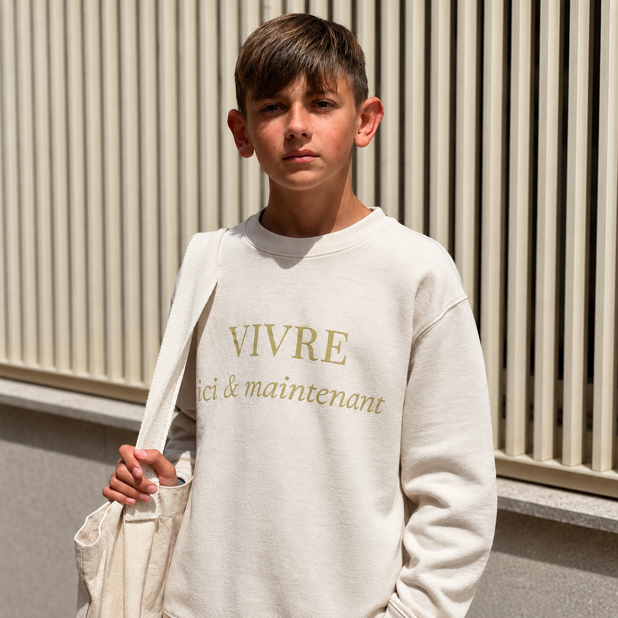 Sweatshirt Medium fit — Vivre ici & maintenant