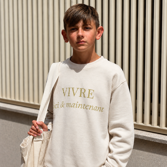 Sweatshirt Medium fit — Vivre ici & maintenant
