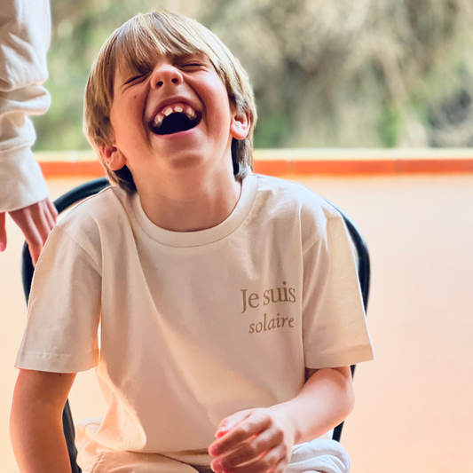 T-shirt enfant — Je suis solaire